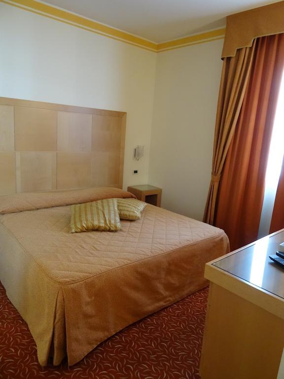 Hotel Roma Cividale Del Friuli Bilik gambar