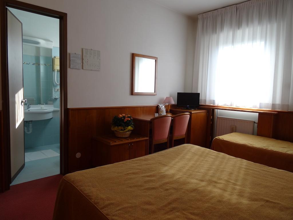 Hotel Roma Cividale Del Friuli Bilik gambar