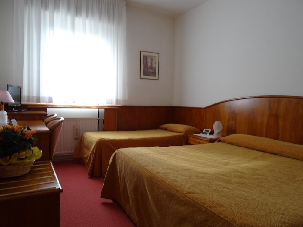 Hotel Roma Cividale Del Friuli Bilik gambar