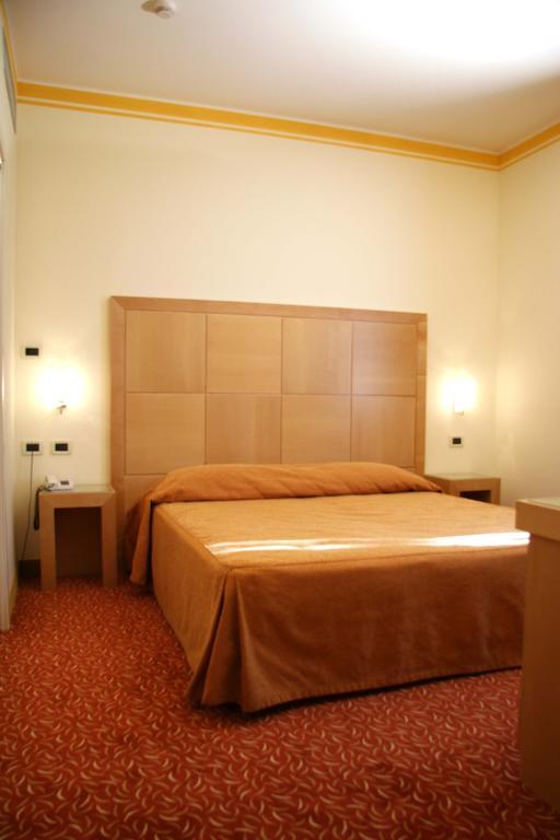 Hotel Roma Cividale Del Friuli Bilik gambar