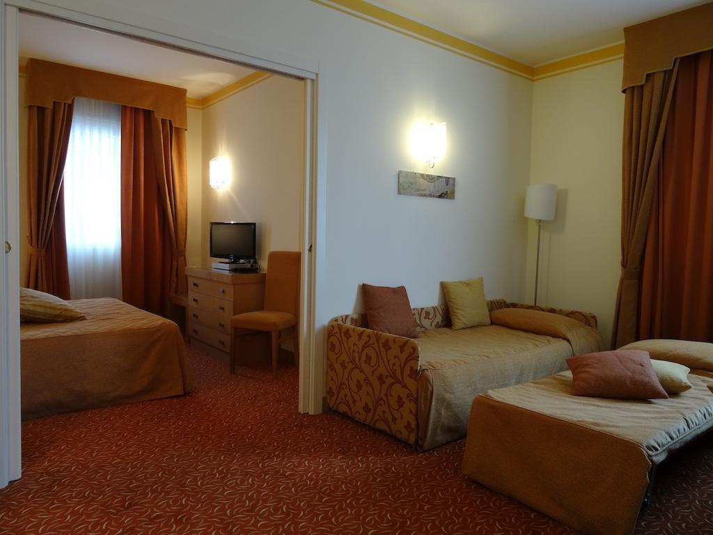 Hotel Roma Cividale Del Friuli Bilik gambar
