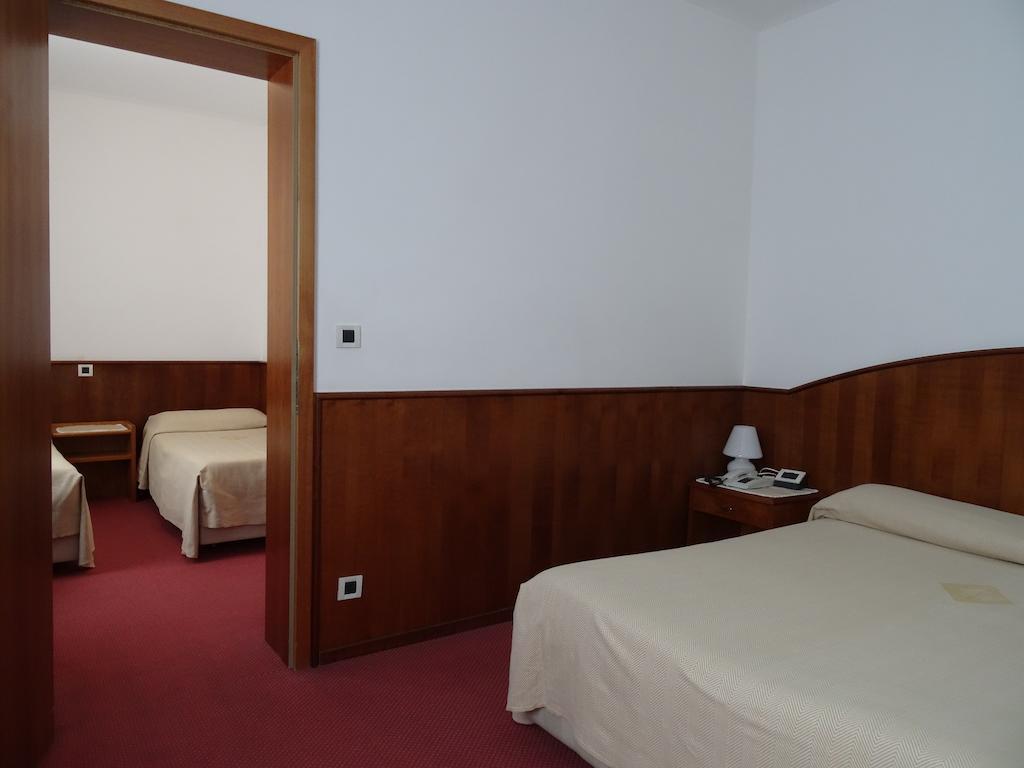 Hotel Roma Cividale Del Friuli Bilik gambar